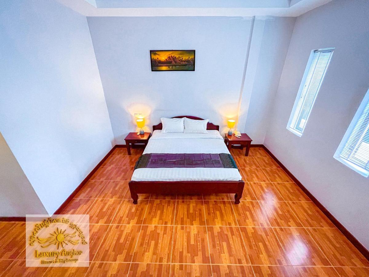 Luxury Angkor Resort & Sky Lounge シェムリアップ エクステリア 写真